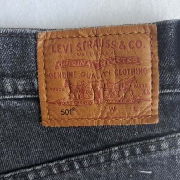 Levi's 501 Dark Wash Jean Shorts Size 25 - Picture 3 of 7